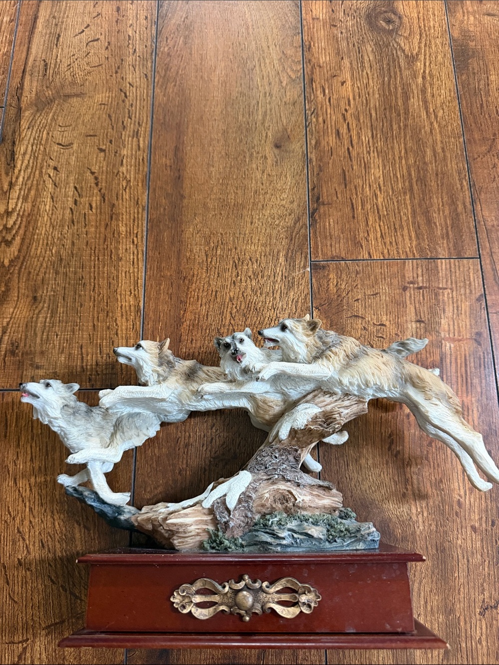 Antique White and Tan Wolf Pack Wall Sculpture